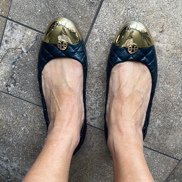 Tory Burch Kaitlin Ballet Flats - Picture 1 of 8